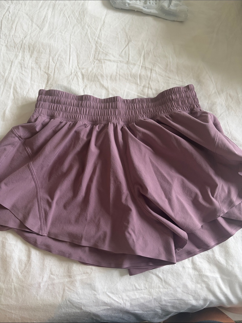 Lululemon shake it out shorts 2.5